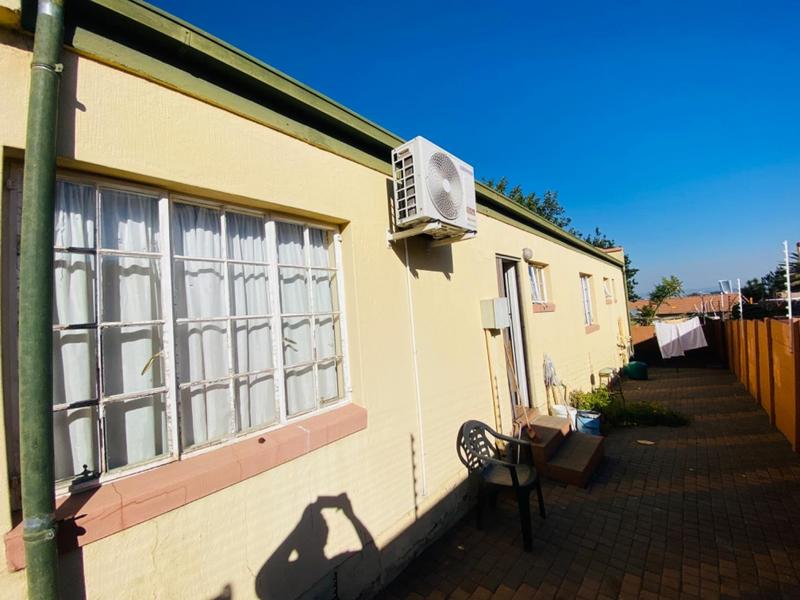3 Bedroom Property for Sale in Halfway Gardens Gauteng