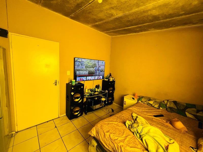2 Bedroom Property for Sale in Bloubosrand Gauteng