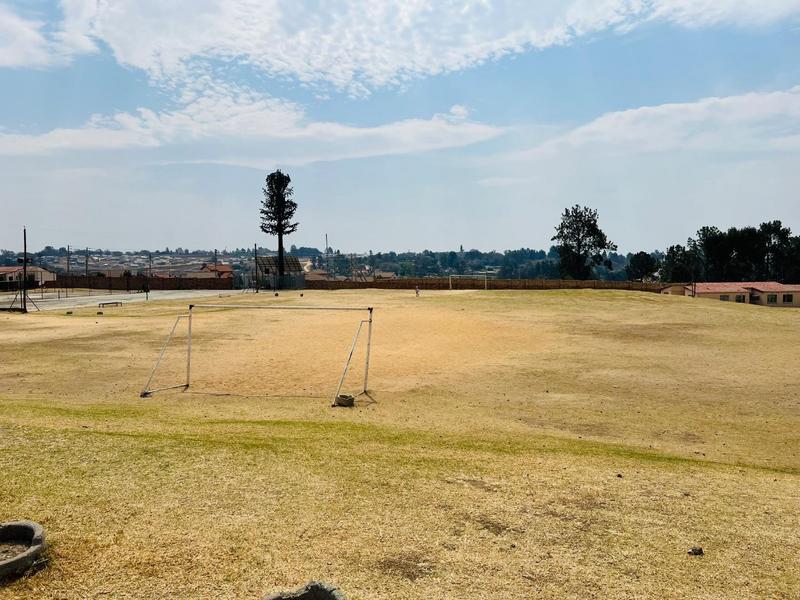 2 Bedroom Property for Sale in Bloubosrand Gauteng