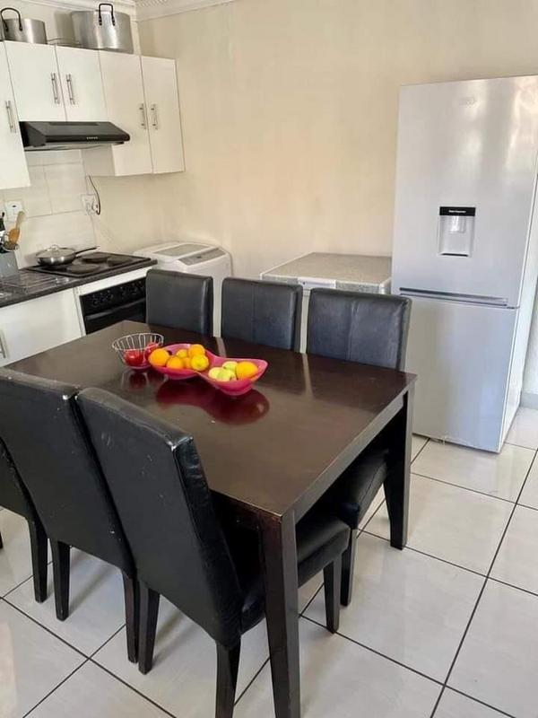 6 Bedroom Property for Sale in Bloubosrand Gauteng