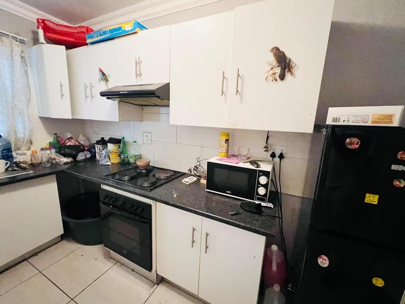 6 Bedroom Property for Sale in Bloubosrand Gauteng
