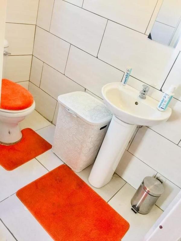 6 Bedroom Property for Sale in Bloubosrand Gauteng