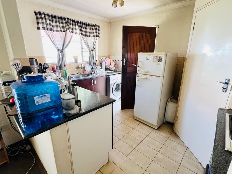 4 Bedroom Property for Sale in Bloubosrand Gauteng