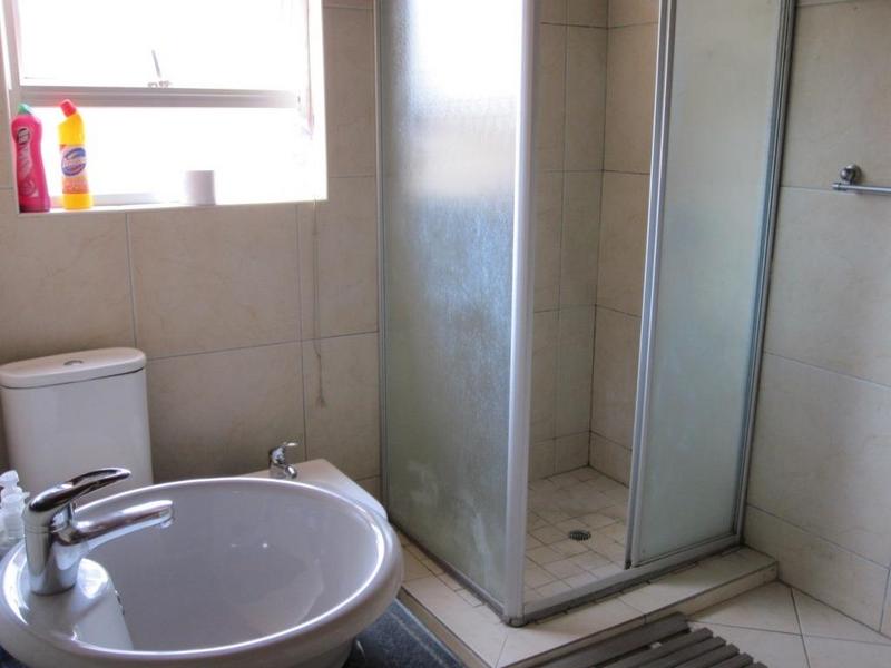4 Bedroom Property for Sale in Bloubosrand Gauteng