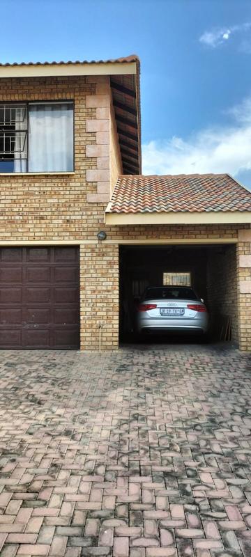 2 Bedroom Property for Sale in Noordhang Gauteng
