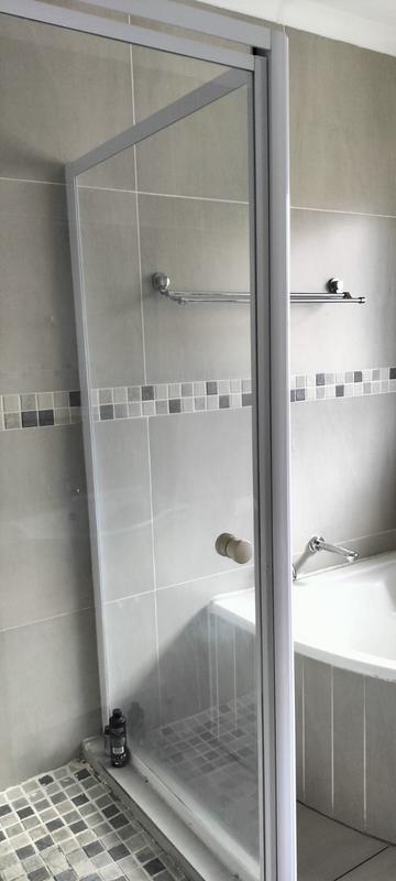 2 Bedroom Property for Sale in Noordhang Gauteng
