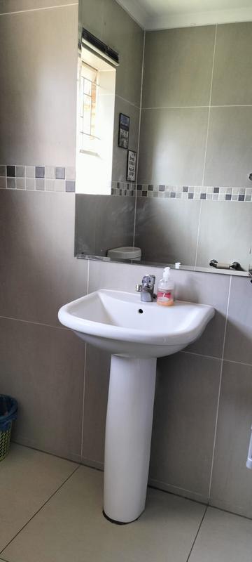 2 Bedroom Property for Sale in Noordhang Gauteng