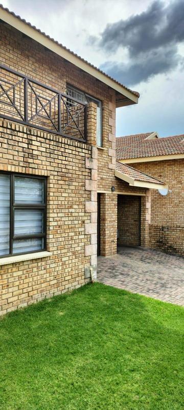 2 Bedroom Property for Sale in Noordhang Gauteng
