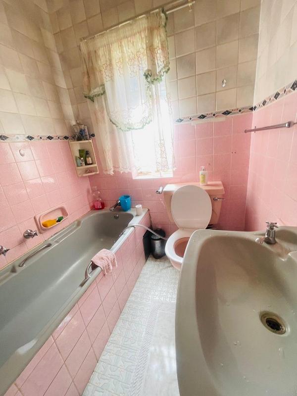 10 Bedroom Property for Sale in Florida Gauteng