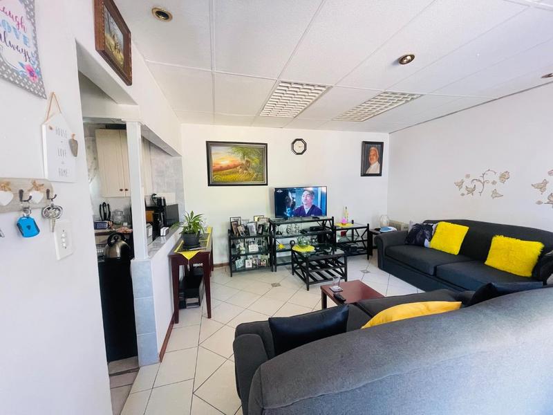 10 Bedroom Property for Sale in Florida Gauteng