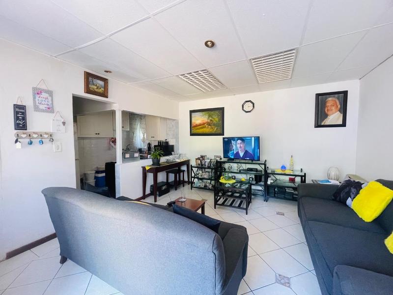 10 Bedroom Property for Sale in Florida Gauteng