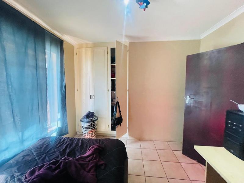 10 Bedroom Property for Sale in Florida Gauteng