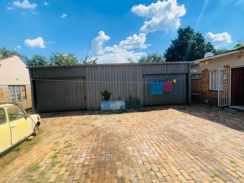 10 Bedroom Property for Sale in Florida Gauteng