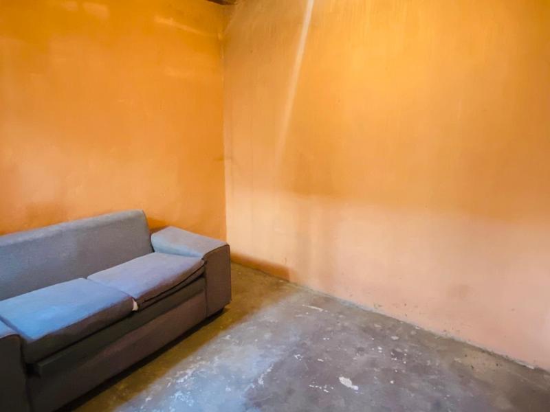 6 Bedroom Property for Sale in Protea Glen Gauteng