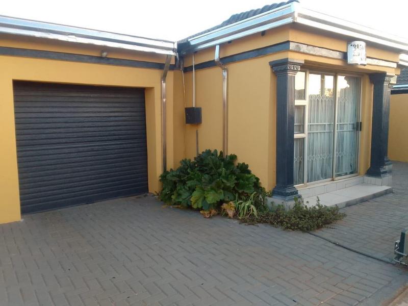 3 Bedroom Property for Sale in Protea Glen Gauteng