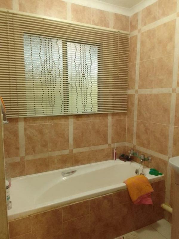 3 Bedroom Property for Sale in Protea Glen Gauteng