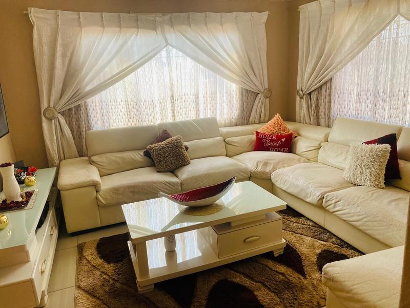3 Bedroom Property for Sale in Protea Glen Gauteng