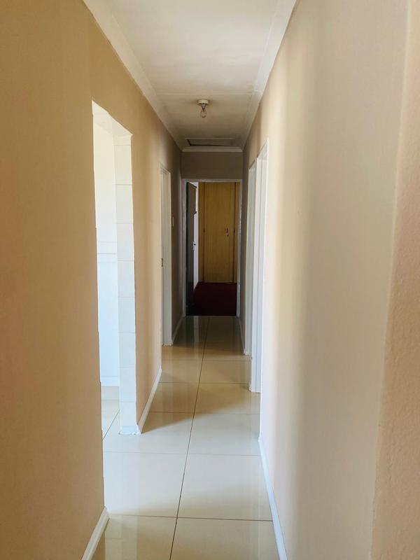 3 Bedroom Property for Sale in Protea Glen Gauteng