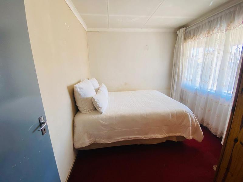 3 Bedroom Property for Sale in Protea Glen Gauteng