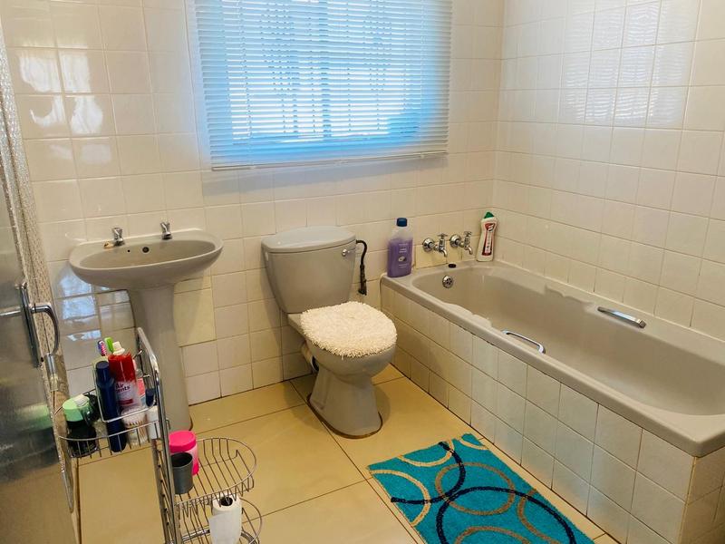 3 Bedroom Property for Sale in Protea Glen Gauteng