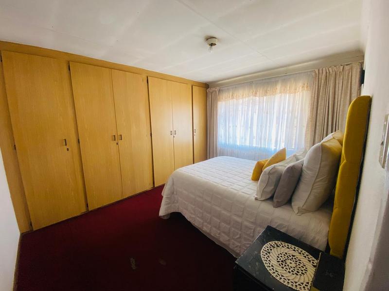 3 Bedroom Property for Sale in Protea Glen Gauteng