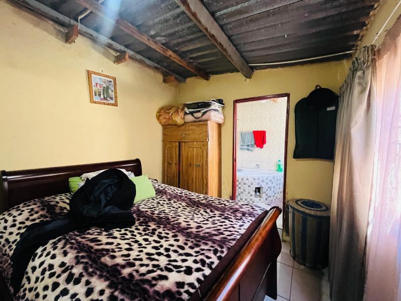 7 Bedroom Property for Sale in Olievenhoutbosch Gauteng