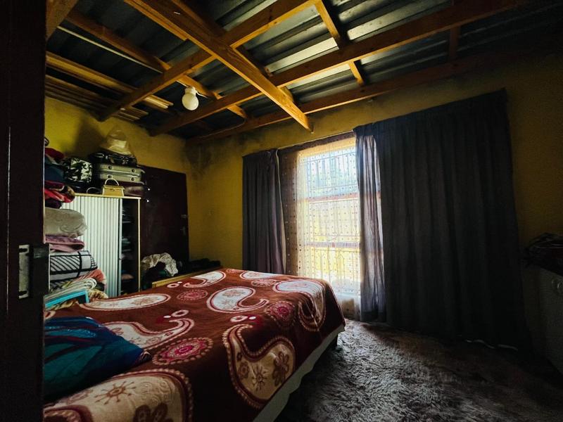 7 Bedroom Property for Sale in Olievenhoutbosch Gauteng