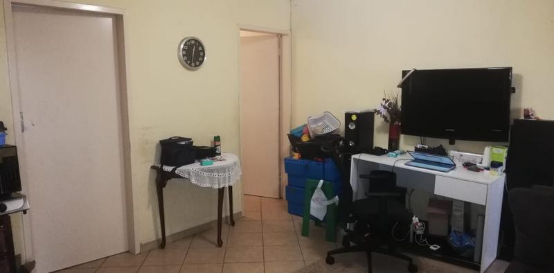 2 Bedroom Property for Sale in Olievenhoutbosch Gauteng