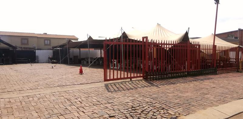 Commercial Property for Sale in Olievenhoutbosch Gauteng