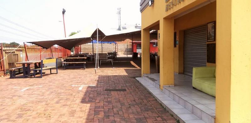 Commercial Property for Sale in Olievenhoutbosch Gauteng