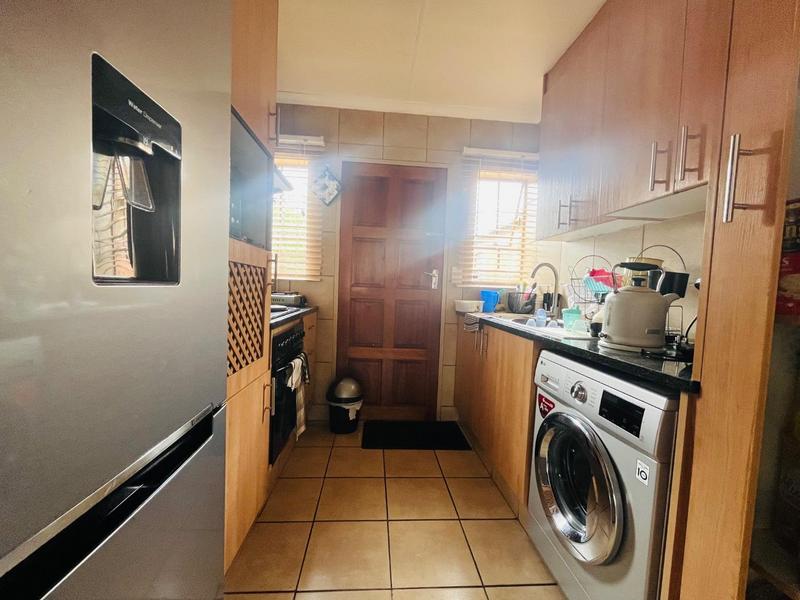 3 Bedroom Property for Sale in Olievenhoutbosch Gauteng