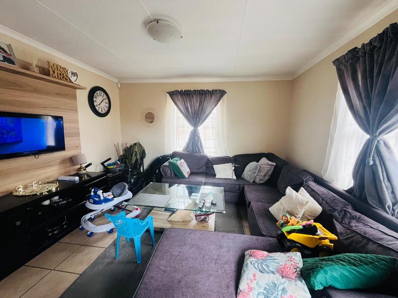 3 Bedroom Property for Sale in Olievenhoutbosch Gauteng