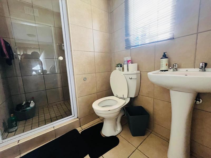 3 Bedroom Property for Sale in Olievenhoutbosch Gauteng