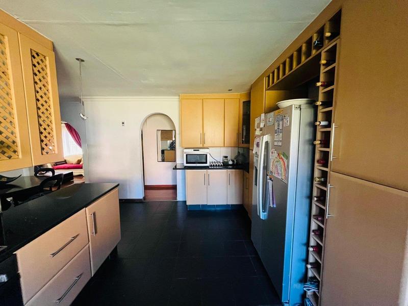 4 Bedroom Property for Sale in The Reeds Gauteng