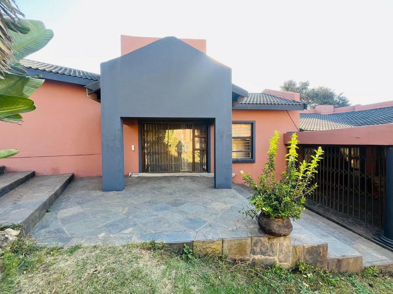4 Bedroom Property for Sale in The Reeds Gauteng