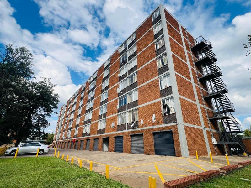 2 Bedroom Property for Sale in Kwaggasrand Gauteng