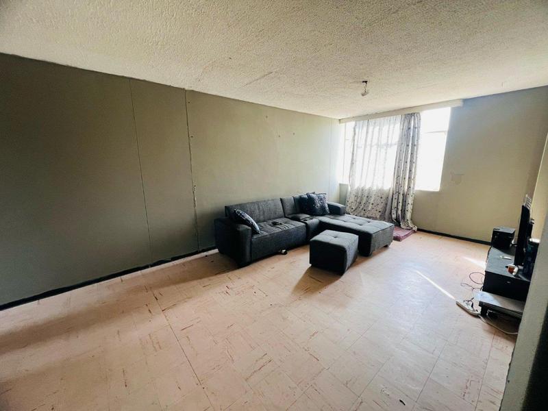 2 Bedroom Property for Sale in Kwaggasrand Gauteng