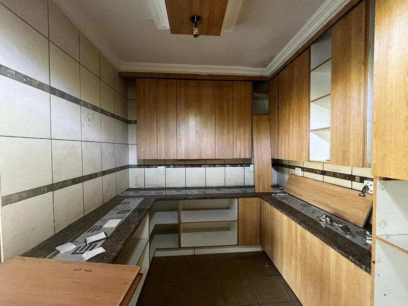 5 Bedroom Property for Sale in Drie Riviere Gauteng