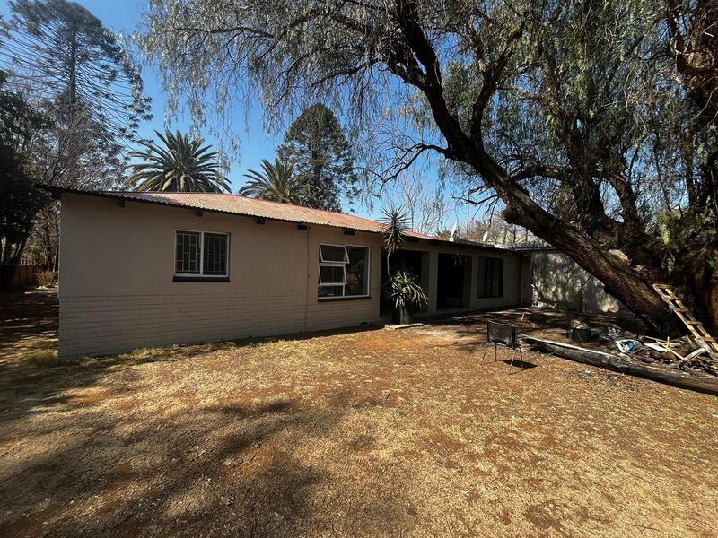 5 Bedroom Property for Sale in Drie Riviere Gauteng
