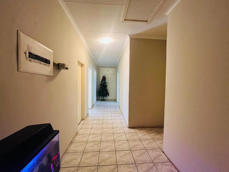 7 Bedroom Property for Sale in Houtkop A H Gauteng