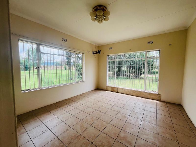 7 Bedroom Property for Sale in Houtkop A H Gauteng