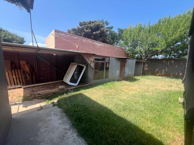 3 Bedroom Property for Sale in Westonaria Gauteng