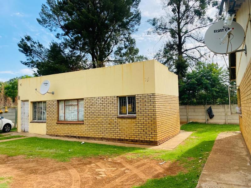 8 Bedroom Property for Sale in Westonaria Gauteng