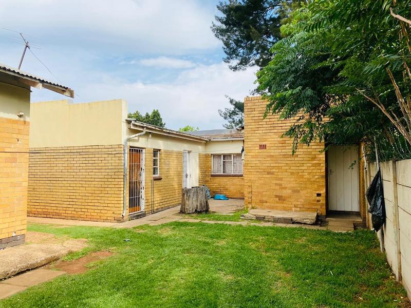 8 Bedroom Property for Sale in Westonaria Gauteng