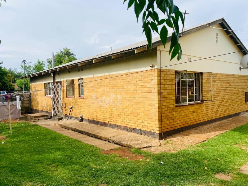 8 Bedroom Property for Sale in Westonaria Gauteng