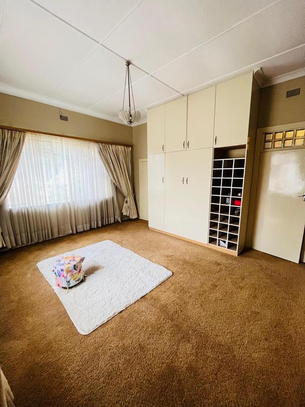 5 Bedroom Property for Sale in Benoni Gauteng