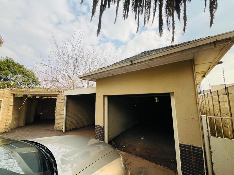 5 Bedroom Property for Sale in Benoni Gauteng