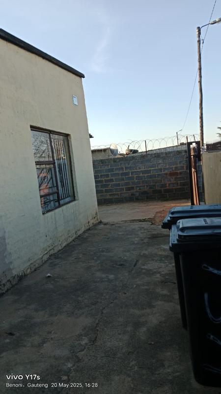 7 Bedroom Property for Sale in Daveyton Gauteng