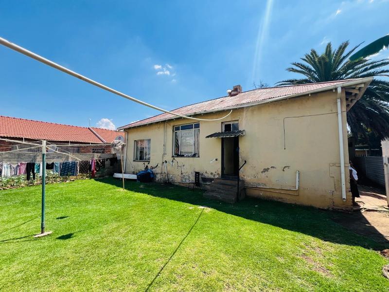 7 Bedroom Property for Sale in Springs Gauteng