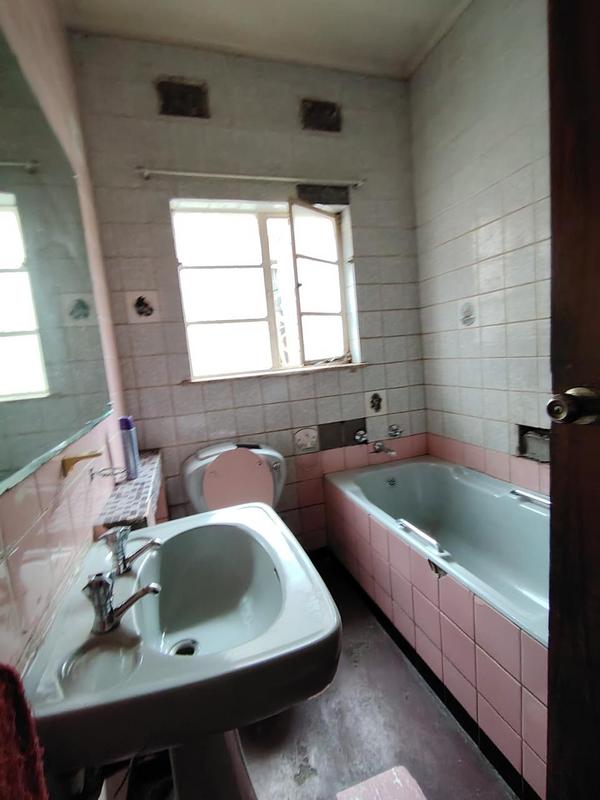 8 Bedroom Property for Sale in Springs Gauteng